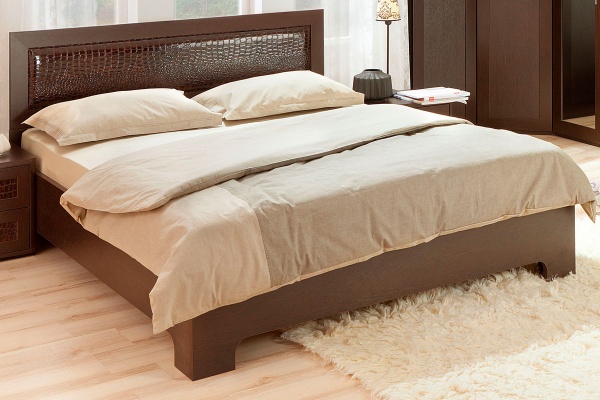 Полутораспальная  кровать - 1 с основанием 120х200 коричневая Парма Кураж