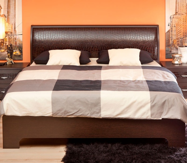 Полутораспальная кровать - 3 с основанием  120х200 коричневая Парма Кураж